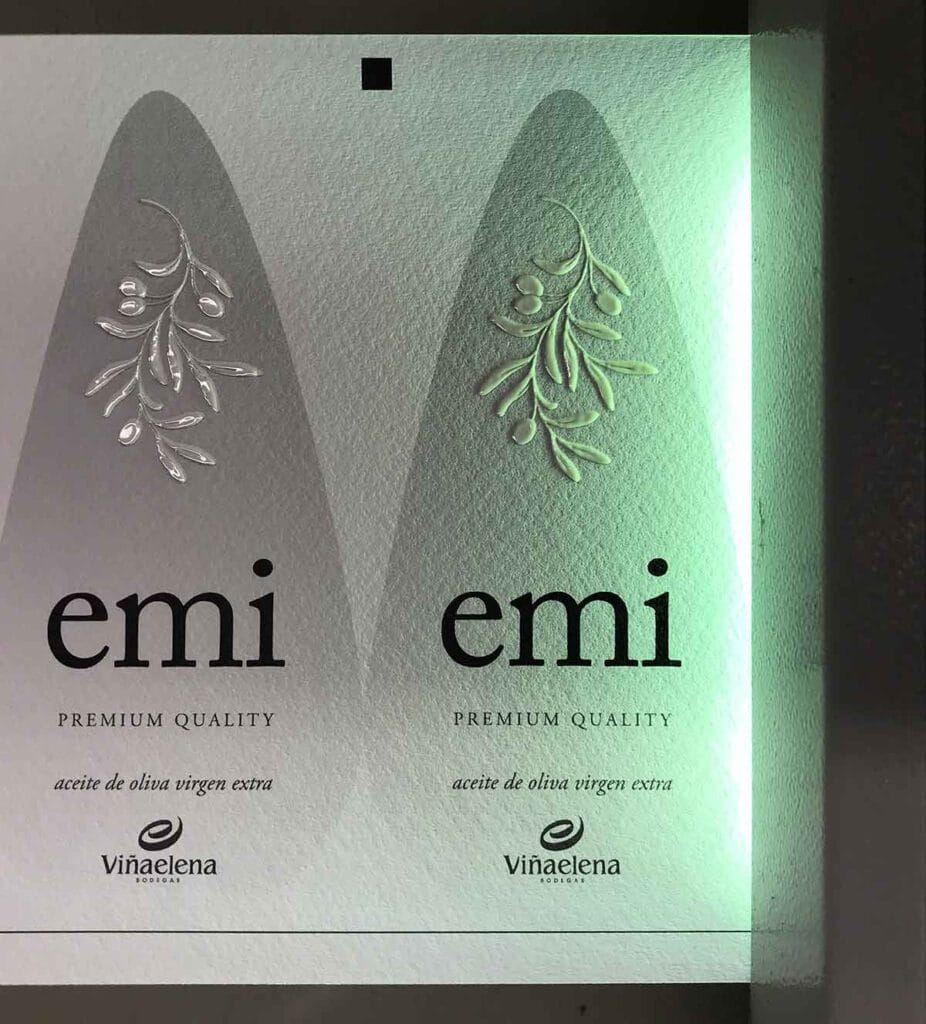 Acabado de imprenta, etiqueta de aceite
